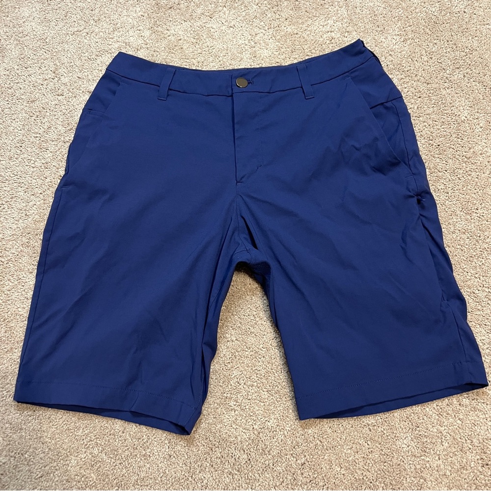 Men’s Lululemon Commission Shorts Size 30